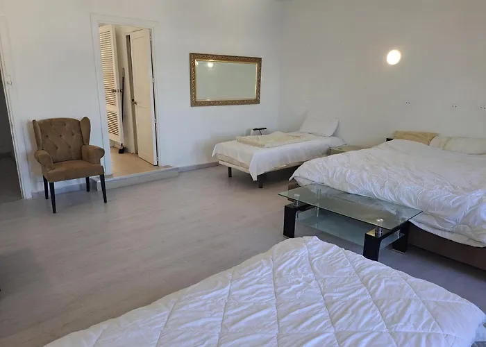 Private In Huge Penthouse 1st Line Puerto Banus, Incredible Views, Jacuzzis *