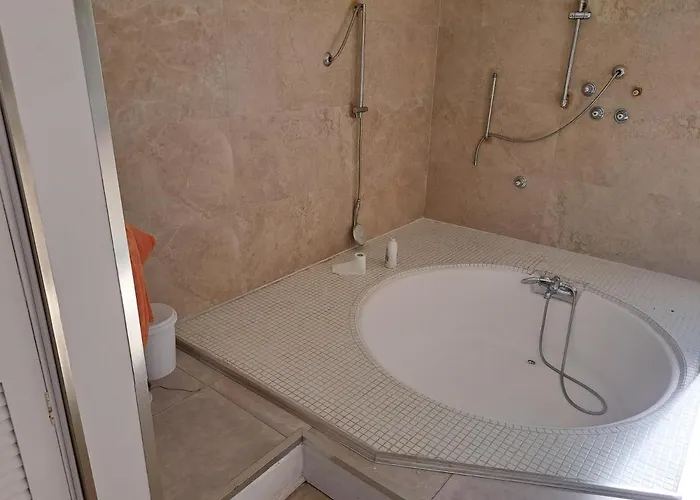 Private In Huge Penthouse 1st Line Puerto Banus, Incredible Views, Jacuzzis *